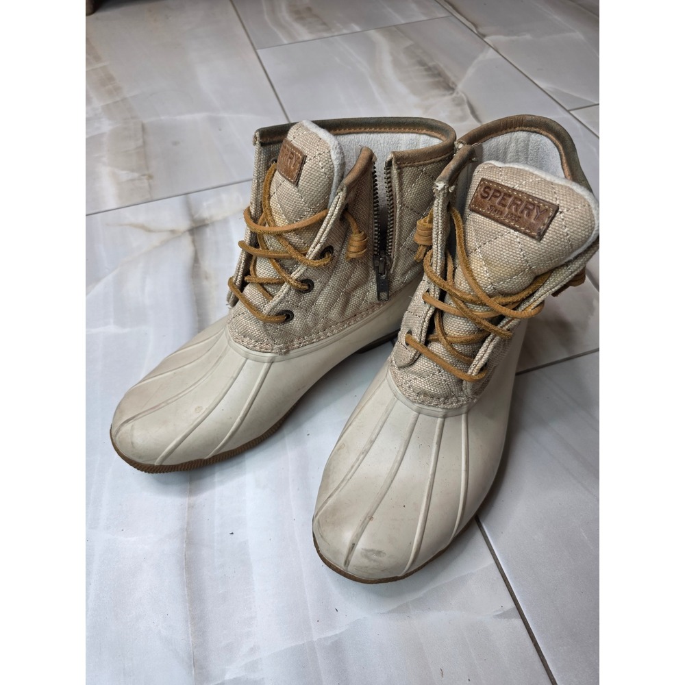 Sperry Top-Sider Saltwater Duck Boots Womens 7.5 Tan Quilted Canvas STS99071 A2 - Picture 2 of 16